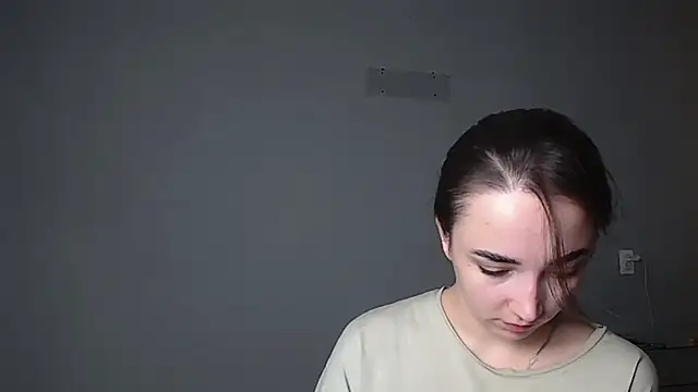 Eva Gloryy online show from 03-10-26, 09:09