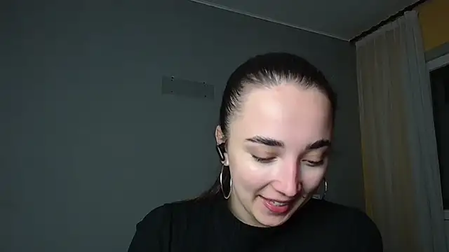 Eva Gloryy online show from 04-28-26, 07:41