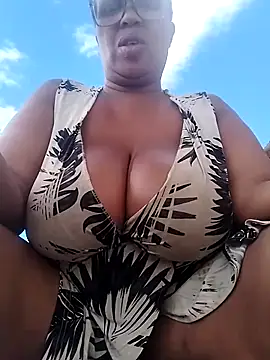 bubblendz1988 online show from 02-25-26, 12:48