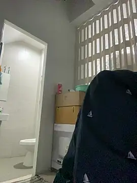 Snapshot of chanentino2 chatting on 01-22-25, 06:20 chanentino2 online show from 01-22-25, 06:20