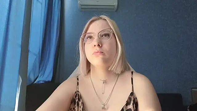 HotBrandyX online show from 03-23-26, 03:43