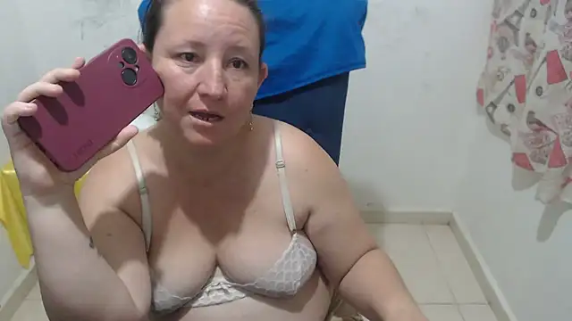 Yohis Kiut25 online show from 04-25-26, 03:09