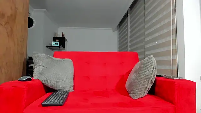 Snapshot of dereckgreen chatting on 12-03-25, 10:02 dereckgreen online show from 12-03-25, 10:02