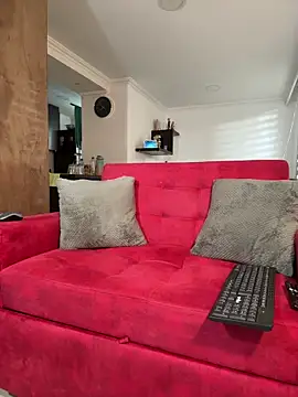 Snapshot of dereckgreen chatting on 12-18-25, 12:55 dereckgreen online show from 12-18-25, 12:55