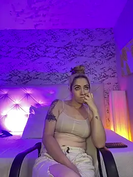 viktoria davis  online show from 02-03-25, 09:39