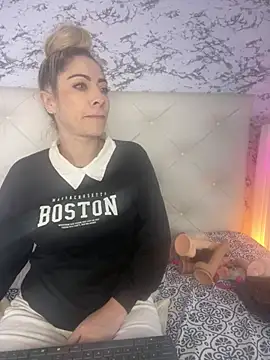 viktoria davis  online show from 02-23-25, 02:51