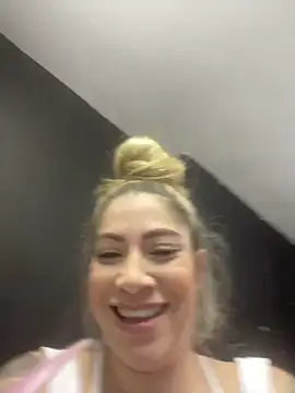 viktoria davis  online show from 03-11-25, 09:37