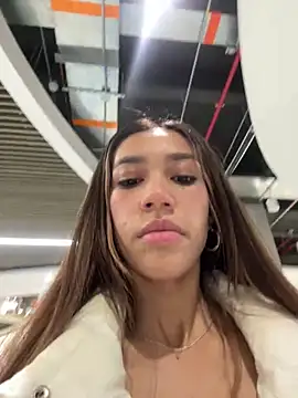 zoe storm online show from 02-22-25, 11:03