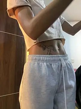 zoe storm online show from 11-14-25, 12:42