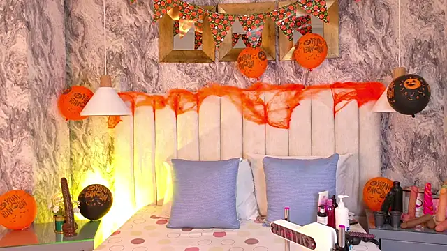 Snapshot of Pocahontas_BGB chatting on 10-30-25, 09:26 Pocahontas BGB online show from 10-30-25, 09:26