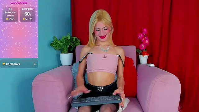 Snapshot of Samantha_Rolon chatting on 02-09-25, 02:28 Samantha Rolon online show from 02-09-25, 02:28