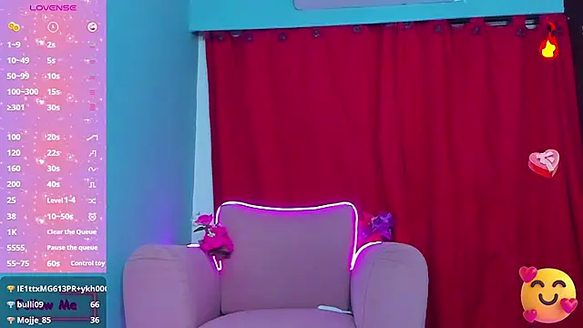 Snapshot of Samantha_Rolon chatting on 03-05-25, 05:18 Samantha Rolon online show from 03-05-25, 05:18