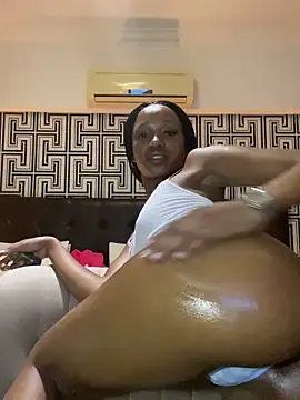 Snapshot of Go_Meg chatting on 01-19-25, 02:57 Go Meg online show from 01-19-25, 02:57