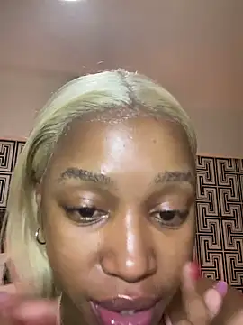 Snapshot of Go_Meg chatting on 01-28-25, 07:42 Go Meg online show from 01-28-25, 07:42