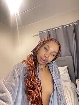 Snapshot of Go_Meg chatting on 10-09-25, 12:30 Go Meg online show from 10-09-25, 12:30