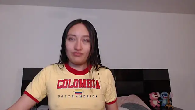 Snapshot of Elsa-bad chatting on 02-05-25, 12:31 Elsa-bad online show from 02-05-25, 12:31