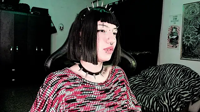 Snapshot of roxy_toxic chatting on 02-03-26, 02:53 roxy toxic online show from 02-03-26, 02:53