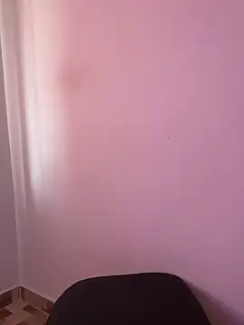 Snapshot of Lliam_2 chatting on 01-31-25, 03:22 Lliam 2 online show from 01-31-25, 03:22