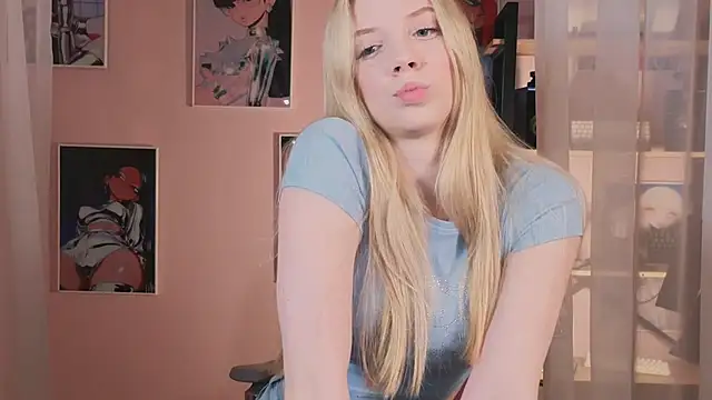 Snapshot of katt__y chatting on 11-13-25, 05:06 katt y online show from 11-13-25, 05:06