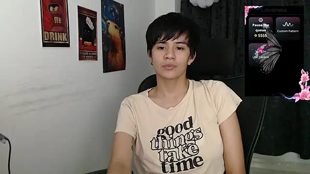 Snapshot of Dha_lia0 chatting on 10-11-25, 09:57 Dha lia0 online show from 10-11-25, 09:57