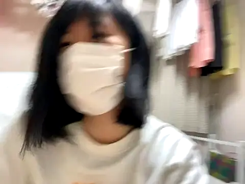 Snapshot of riri_riri_jp chatting on 12-20-25, 10:55 riri riri jp online show from 12-20-25, 10:55