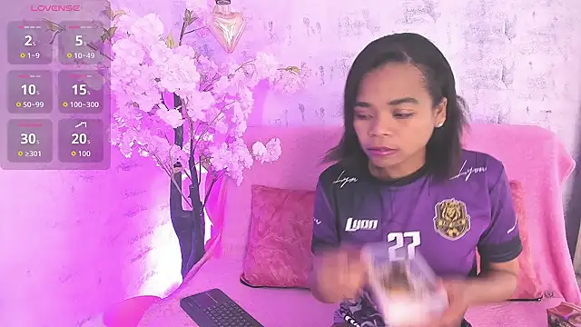 Gletty noa online show from 10-07-25, 07:33