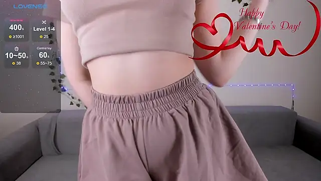 EmmyStar  online show from 02-13-25, 05:33