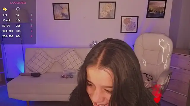 Nicole Foxx  online show from 04-28-26, 04:34