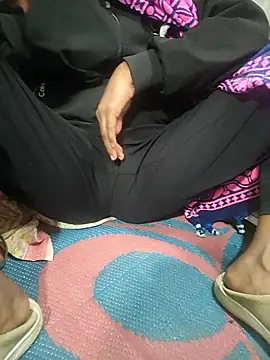 Snapshot of Babygard110 chatting on 01-15-26, 01:59 Babygard110 online show from 01-15-26, 01:59