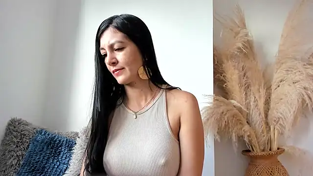 sofhia daniels online show from 10-09-25, 01:20