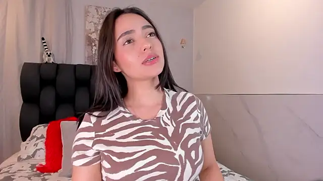 Snapshot of miss_hellen2 chatting on 05-07-26, 03:01 miss hellen2 online show from 05-07-26, 03:01