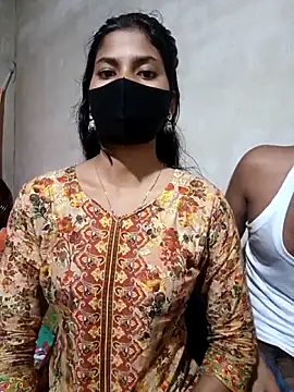 Hot couple 1 online show from 03-21-26, 11:37