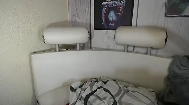 JULIANAWET69 online show from 02-07-25, 12:09