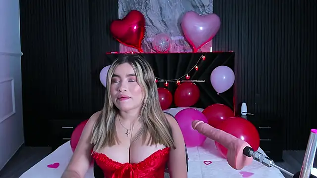 Snapshot of Gigidoll chatting on 02-14-25, 12:03 Gigidoll online show from 02-14-25, 12:03