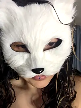 GinnyDelice online show from 02-09-25, 04:57