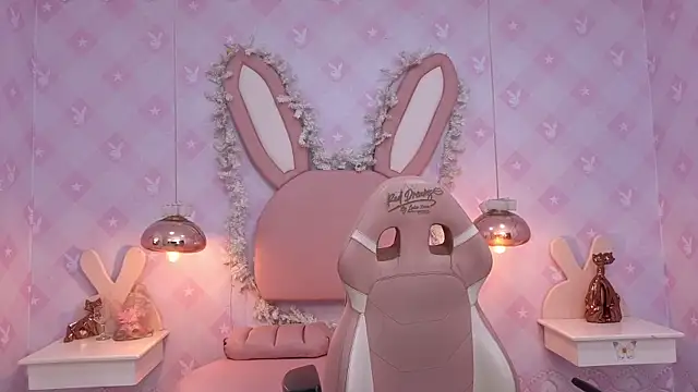 LIA SWAN  online show from 09-18-25, 11:40