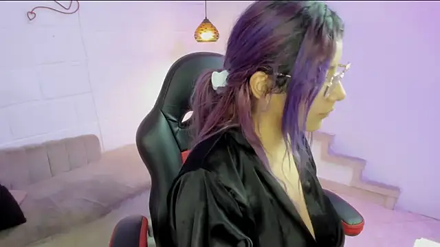 Hiraku dl online show from 03-17-25, 03:14