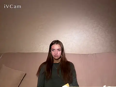 Snapshot of Katy__Cute chatting on 09-16-25, 01:34 Katy Cute online show from 09-16-25, 01:34