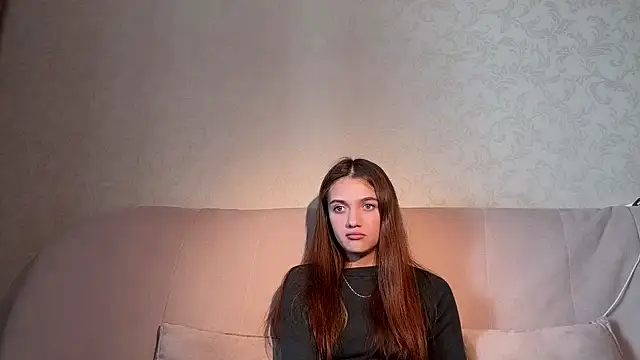 Snapshot of Katy__Cute chatting on 09-20-25, 06:58 Katy Cute online show from 09-20-25, 06:58