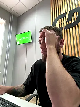 Snapshot of Ohhh_pleasure chatting on 09-16-25, 10:05 Ohhh pleasure online show from 09-16-25, 10:05