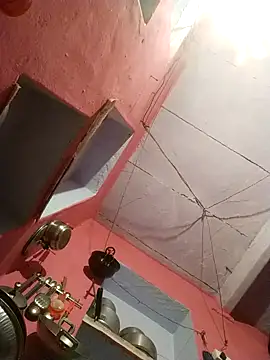 Bhavya Bhan online show from 09-21-25, 07:04