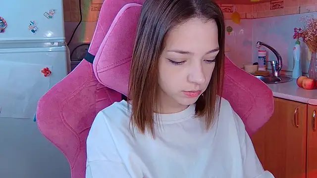 PamBeesly online show from 03-02-26, 09:27