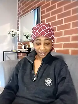 Godessofpleasxa online show from 12-15-25, 08:07