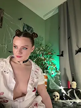 Mary lost online show from 10-30-25, 04:41