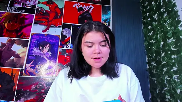 Snapshot of Zoe_Cheshire chatting on 02-07-25, 09:26 Zoe Cheshire online show from 02-07-25, 09:26