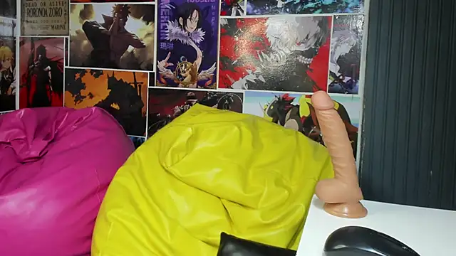 Snapshot of Zoe_Cheshire chatting on 02-09-25, 05:08 Zoe Cheshire online show from 02-09-25, 05:08