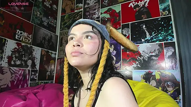 Snapshot of Zoe_Cheshire chatting on 02-27-25, 03:14 Zoe Cheshire online show from 02-27-25, 03:14