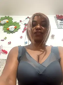 SaraYedid17 online show from 10-19-25, 03:34