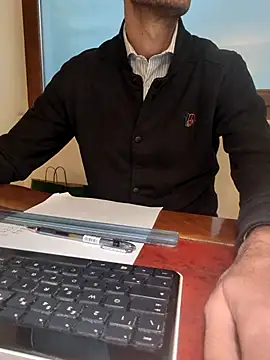 AvvocatoPorco online show from 10-22-25, 10:15