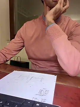 AvvocatoPorco online show from 10-24-25, 05:09